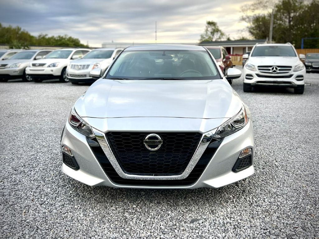 2020 Nissan Altima Image 5