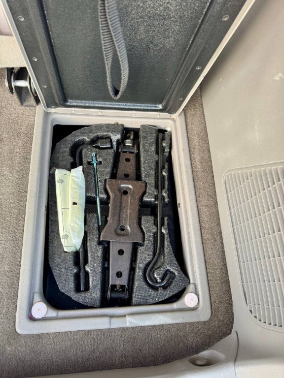 2013 Honda Odyssey Image 11