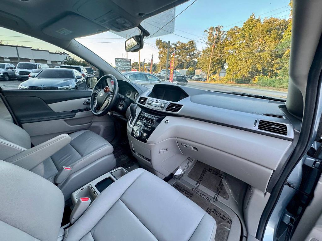 2013 Honda Odyssey Image 18