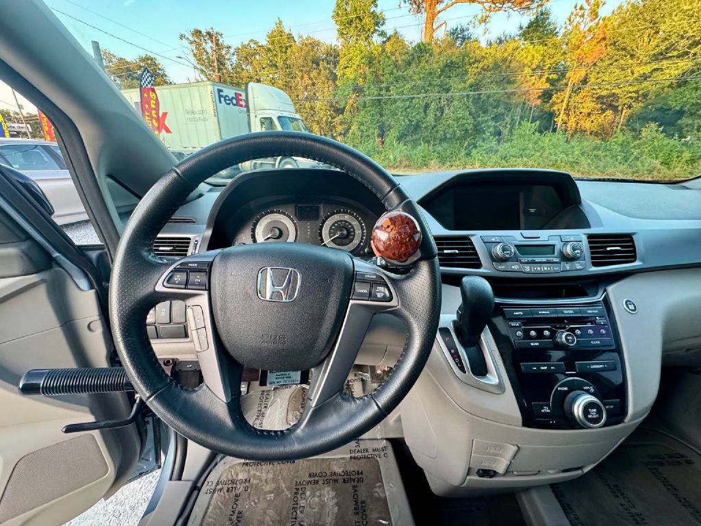 2013 Honda Odyssey Image 20
