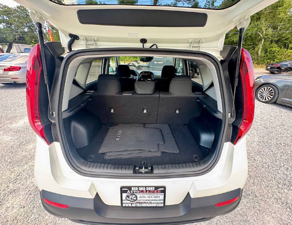 2022 Kia Soul Image 12