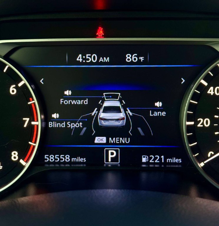 2022 Nissan Altima Image 19
