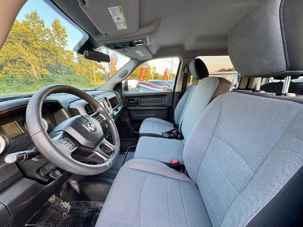 2021 RAM 1500 Image 8