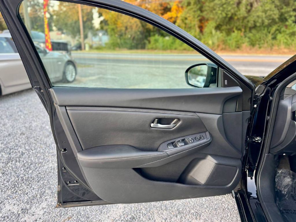 2024 Nissan Sentra Image 8