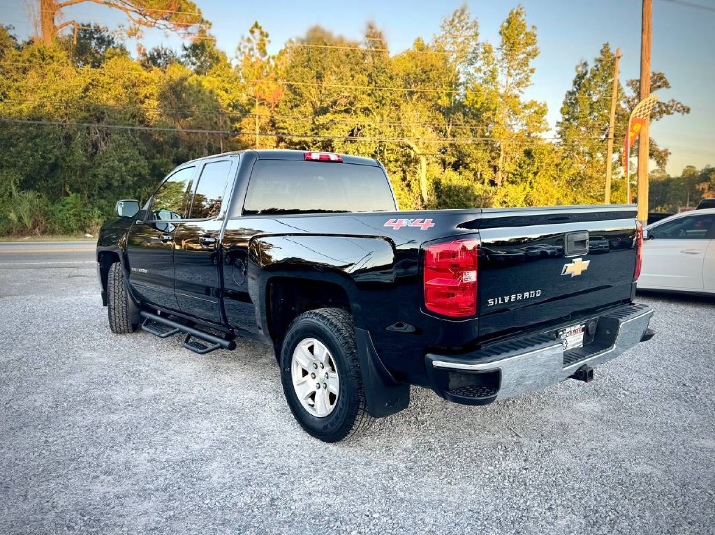 2017 Chevrolet Silverado 1500 Image 2