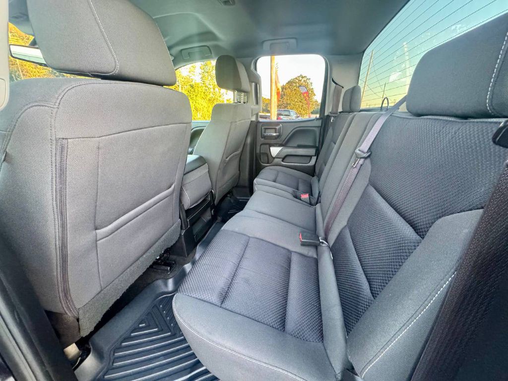 2017 Chevrolet Silverado 1500 Image 10