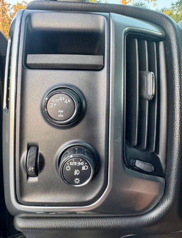 2017 Chevrolet Silverado 1500 Image 17