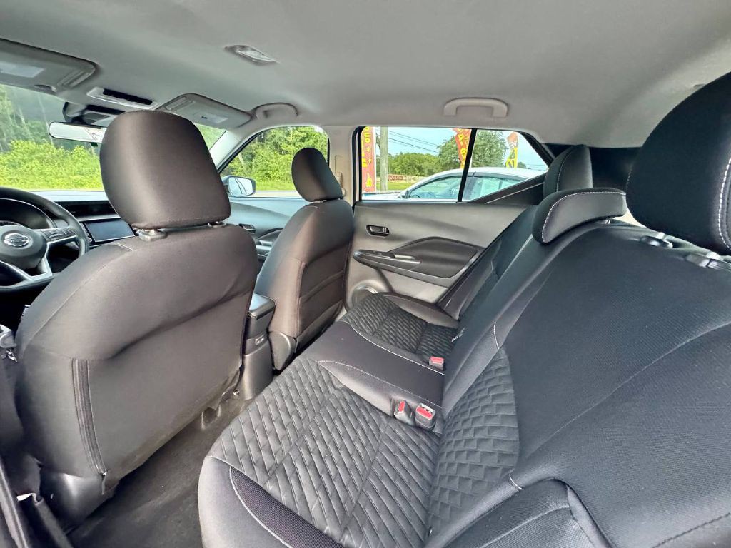 2021 Nissan Kicks Image 9