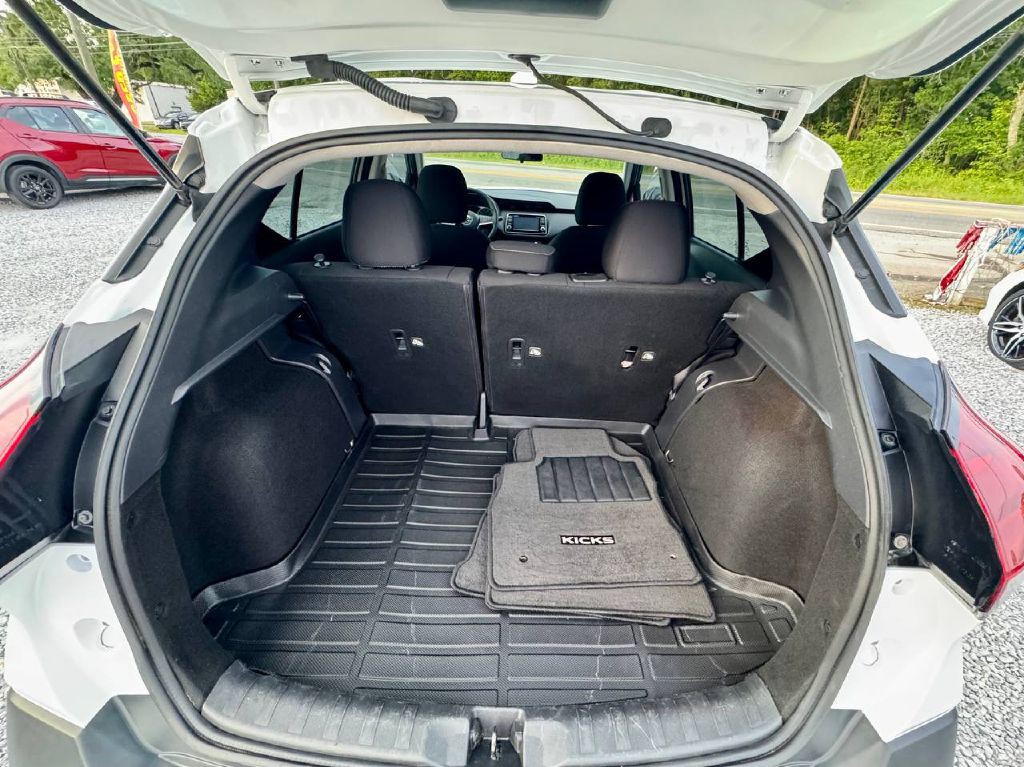2021 Nissan Kicks Image 11