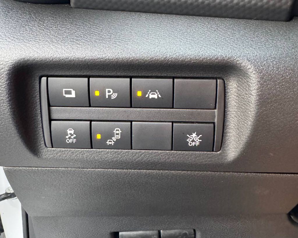 2021 Nissan Kicks Image 15