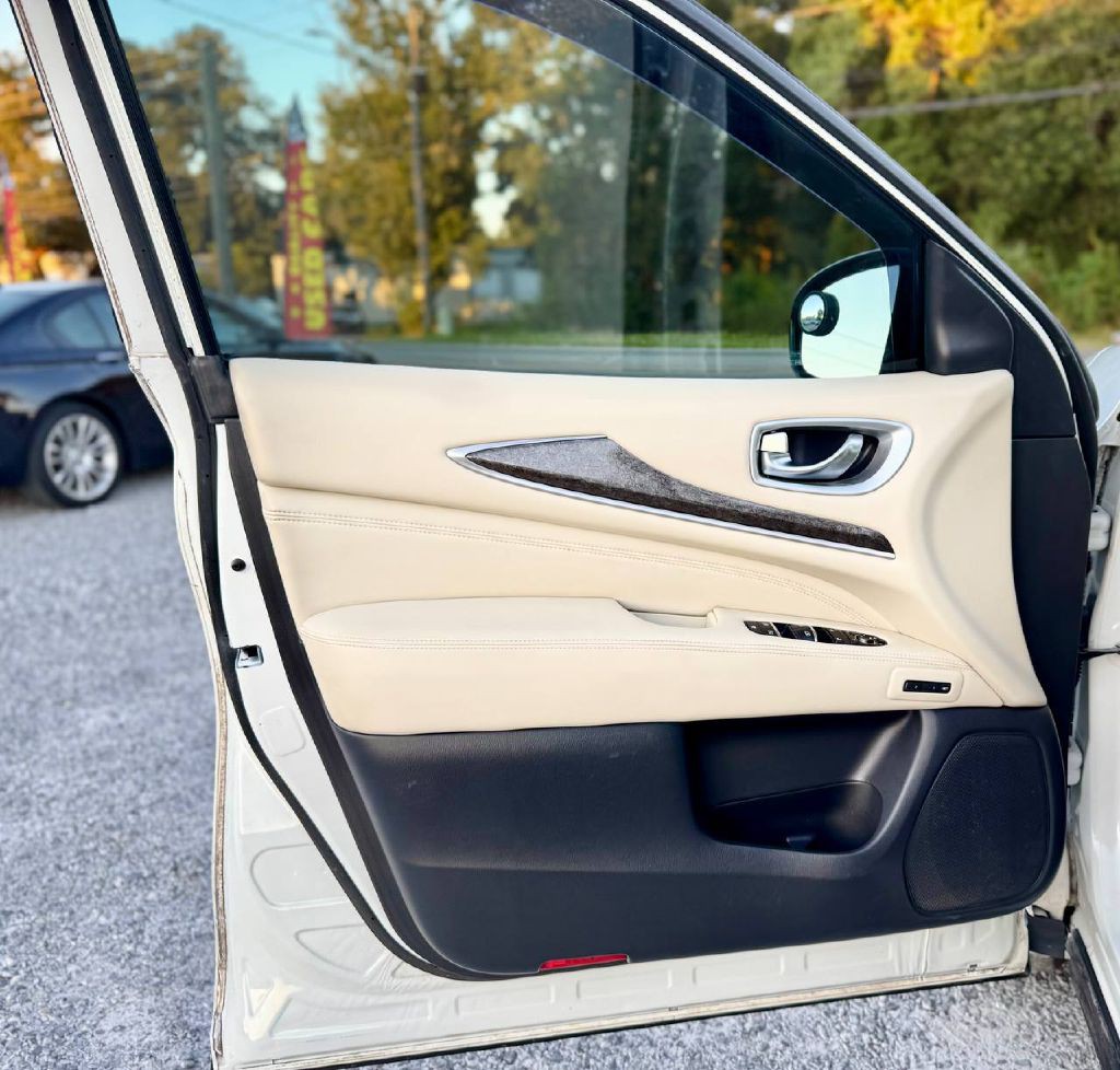 2015 INFINITI QX60 Image 8