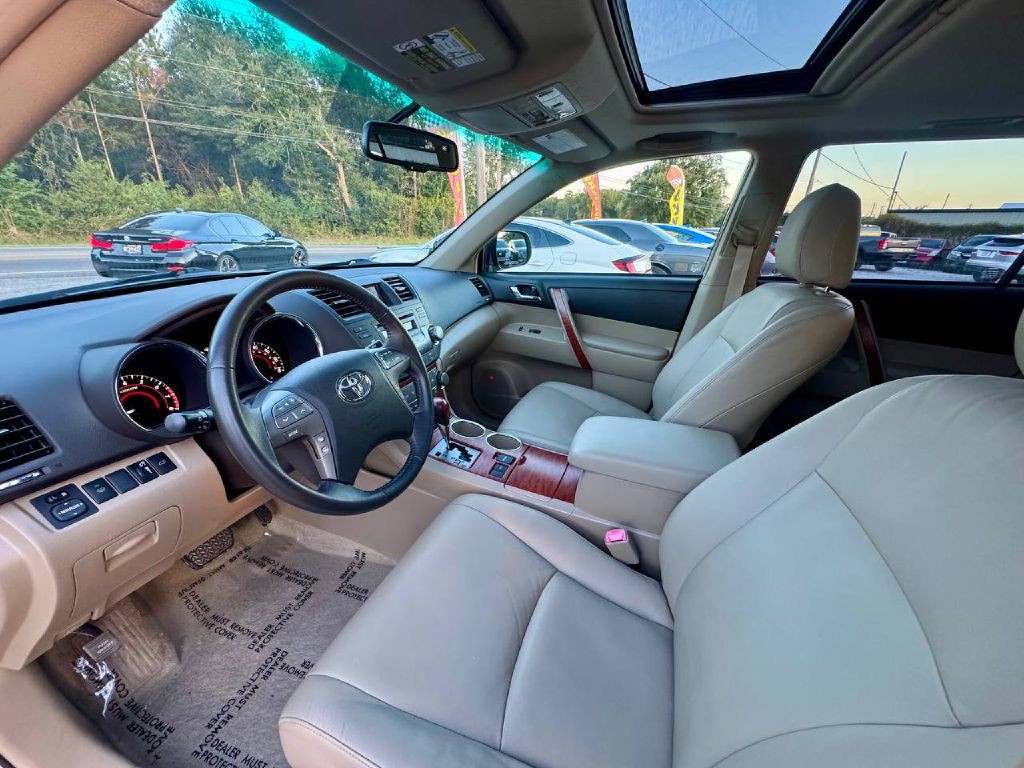 2009 Toyota Highlander Image 9
