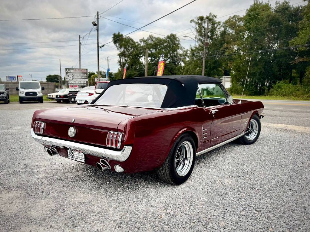 1966 Ford Mustang Image 4