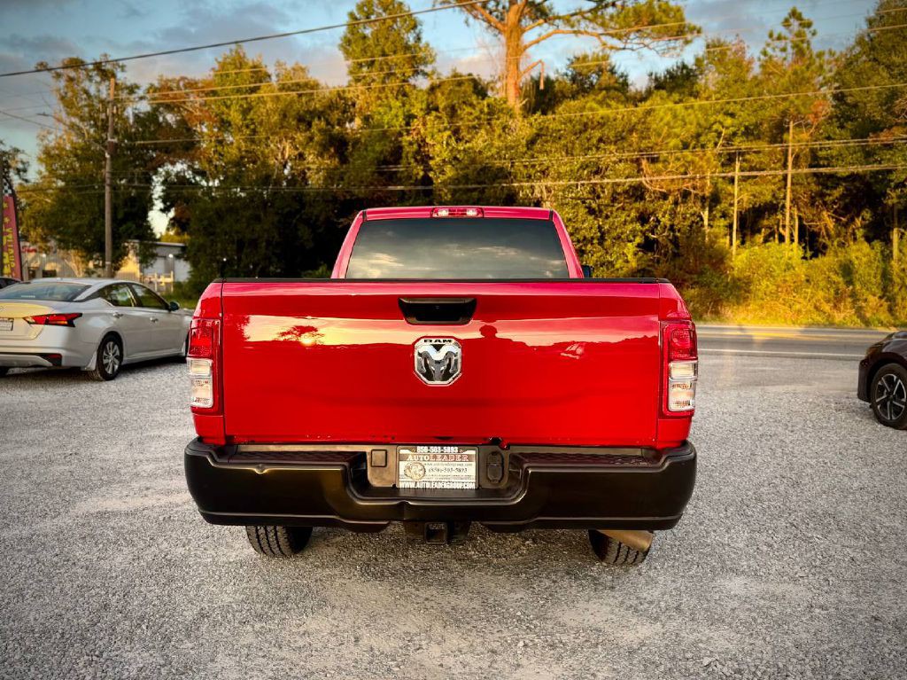 2022 RAM 2500 Image 3