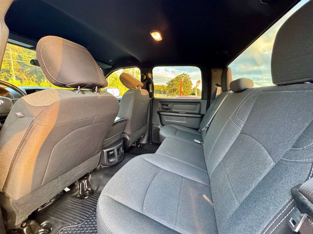 2022 RAM 2500 Image 9