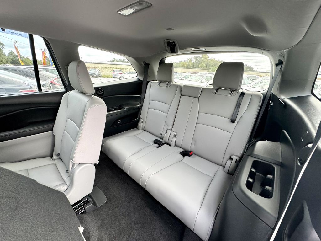 2019 Honda Pilot Image 11