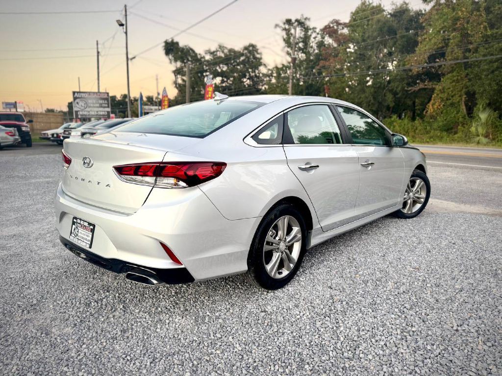 2018 Hyundai Sonata Image 4