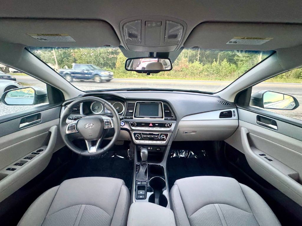 2018 Hyundai Sonata Image 10