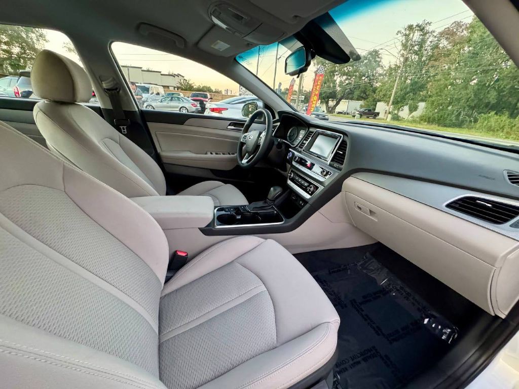 2018 Hyundai Sonata Image 12