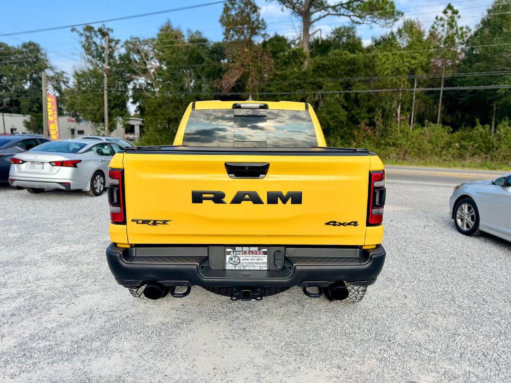 2023 RAM 1500 Image 3