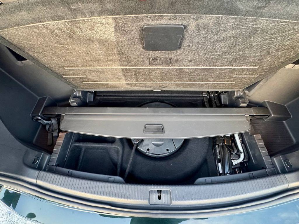 2021 Volkswagen Atlas Image 14