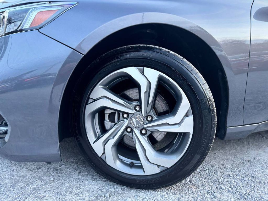 2020 Honda Accord Image 7