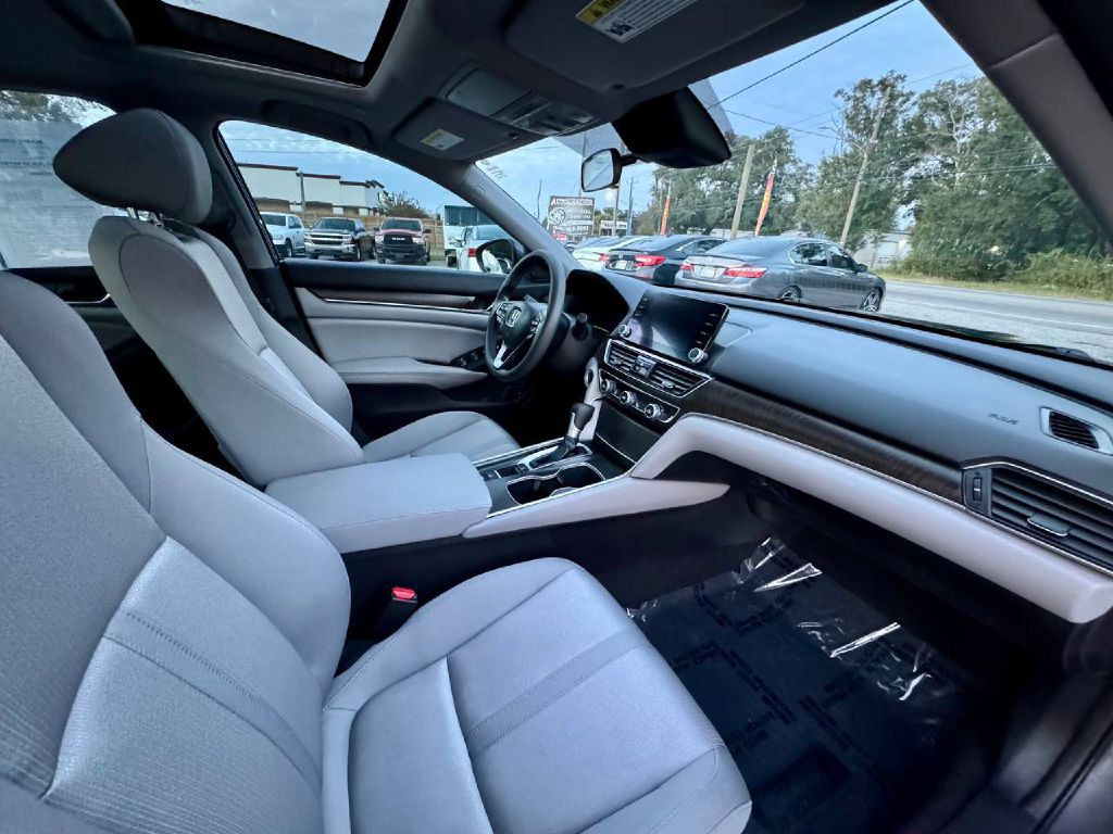 2020 Honda Accord Image 13