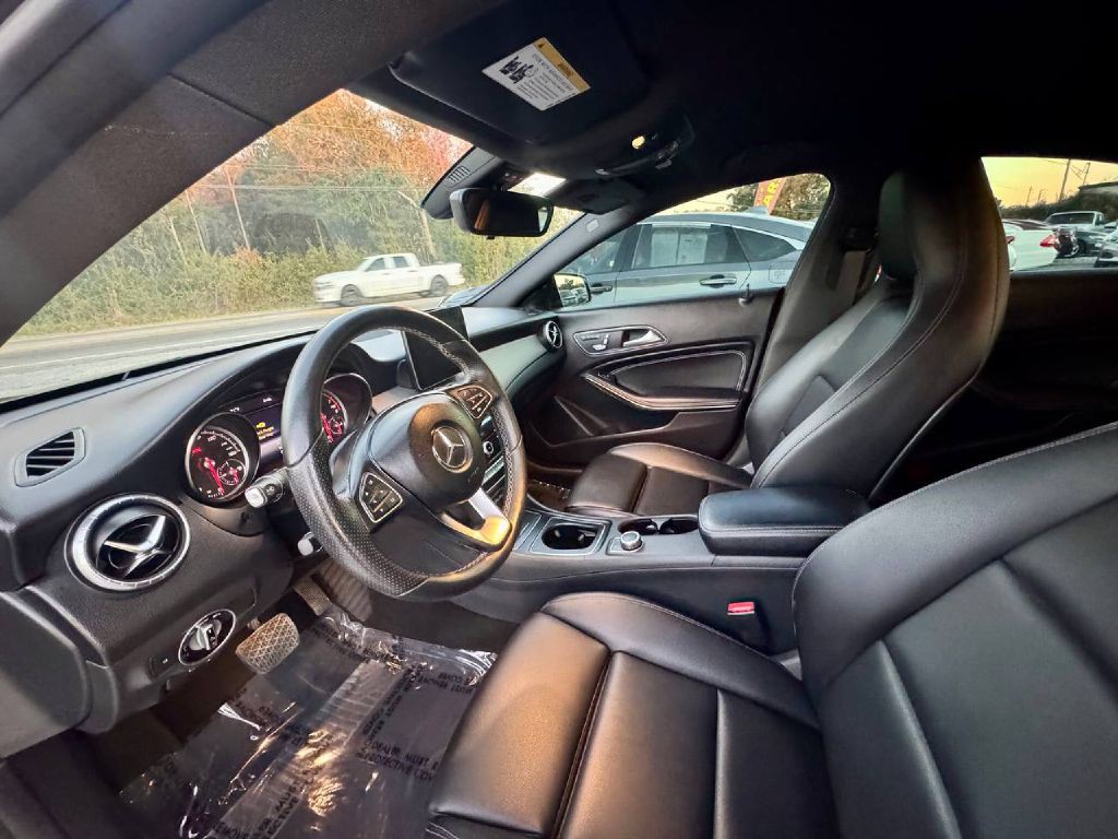 2018 Mercedes-Benz CLA-Class Image 9