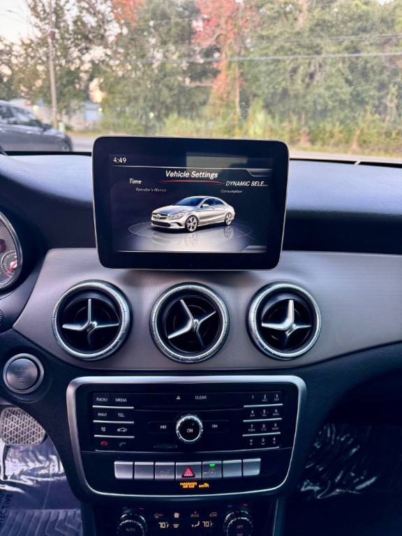 2018 Mercedes-Benz CLA-Class Image 17