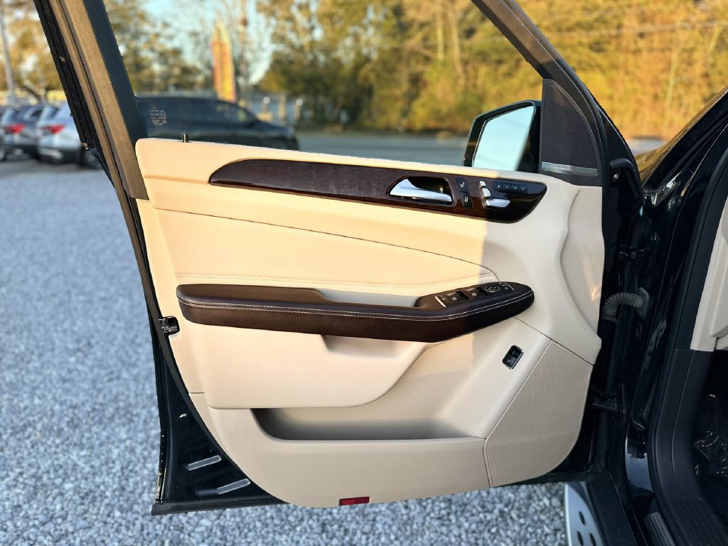 2017 Mercedes-Benz GLE-Class Image 7