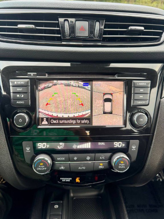 2022 Nissan Rogue Image 19