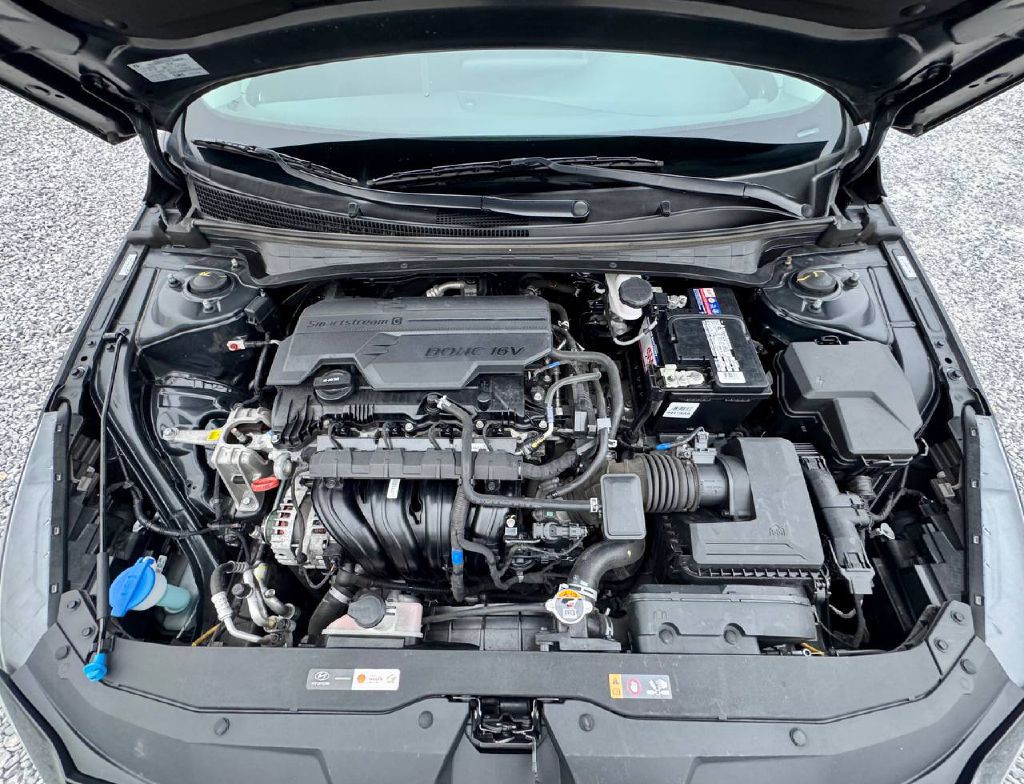 2021 Hyundai Elantra Image 13