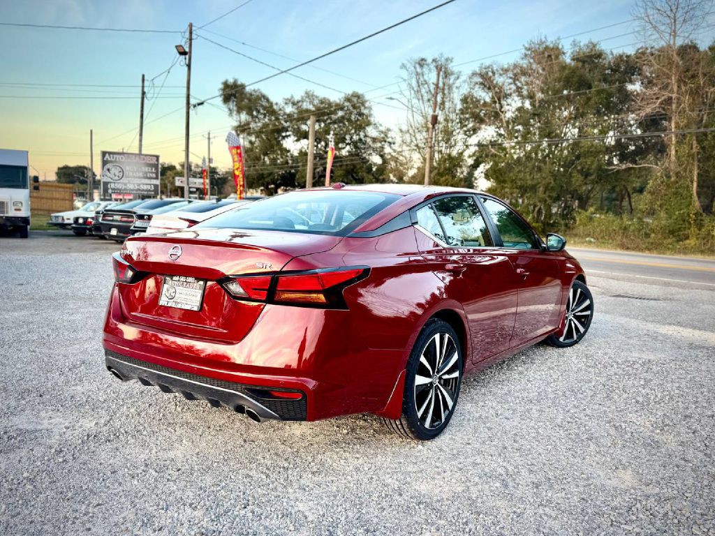 2021 Nissan Altima Image 4