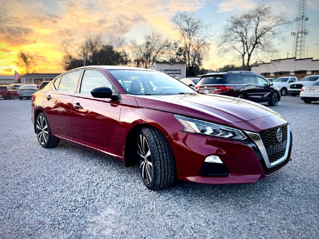 2021 Nissan Altima Image 5