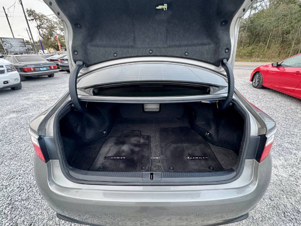 2015 Lexus ES Image 11