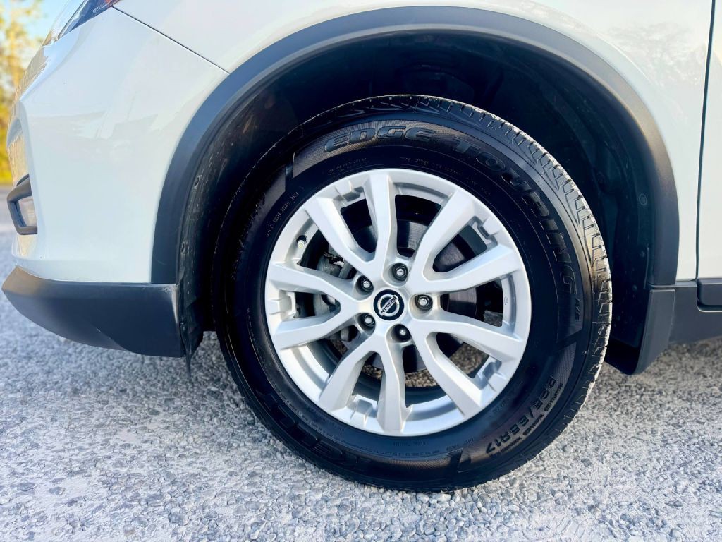 2020 Nissan Rogue Image 7