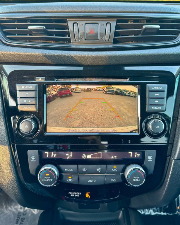 2020 Nissan Rogue Image 19