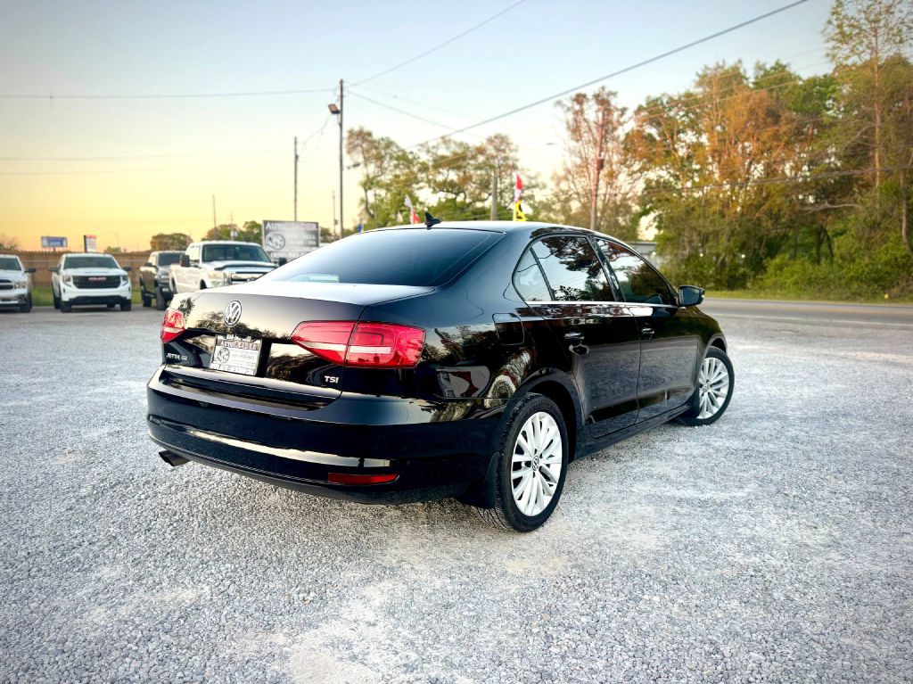 2015 Volkswagen Jetta Image 4