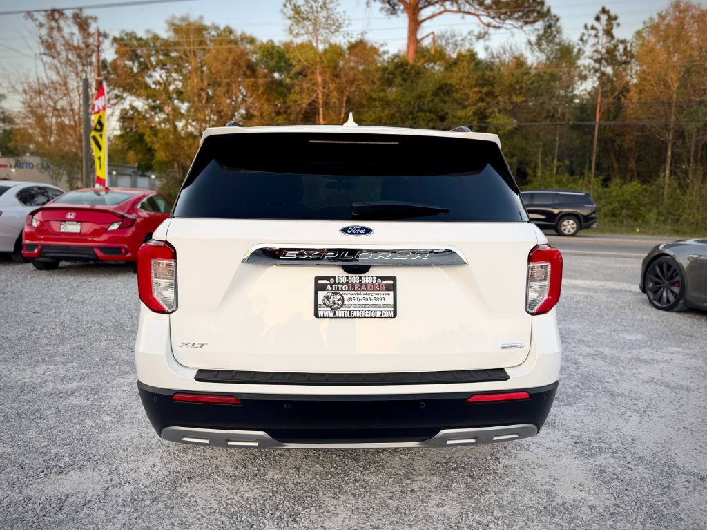 2020 Ford Explorer Image 3