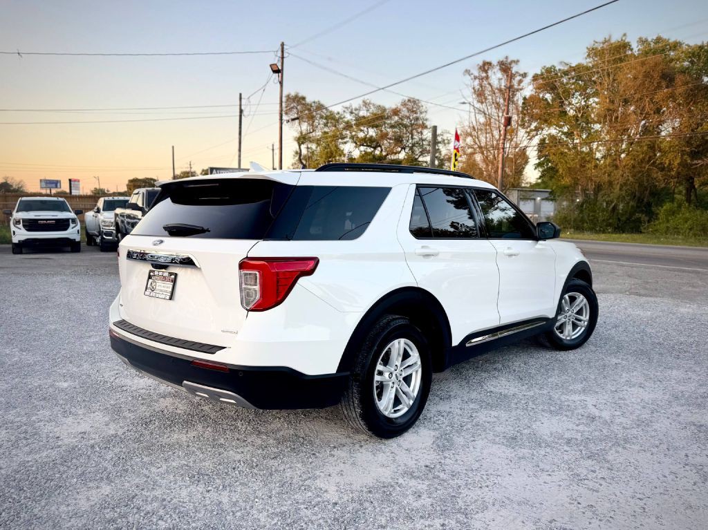 2020 Ford Explorer Image 4