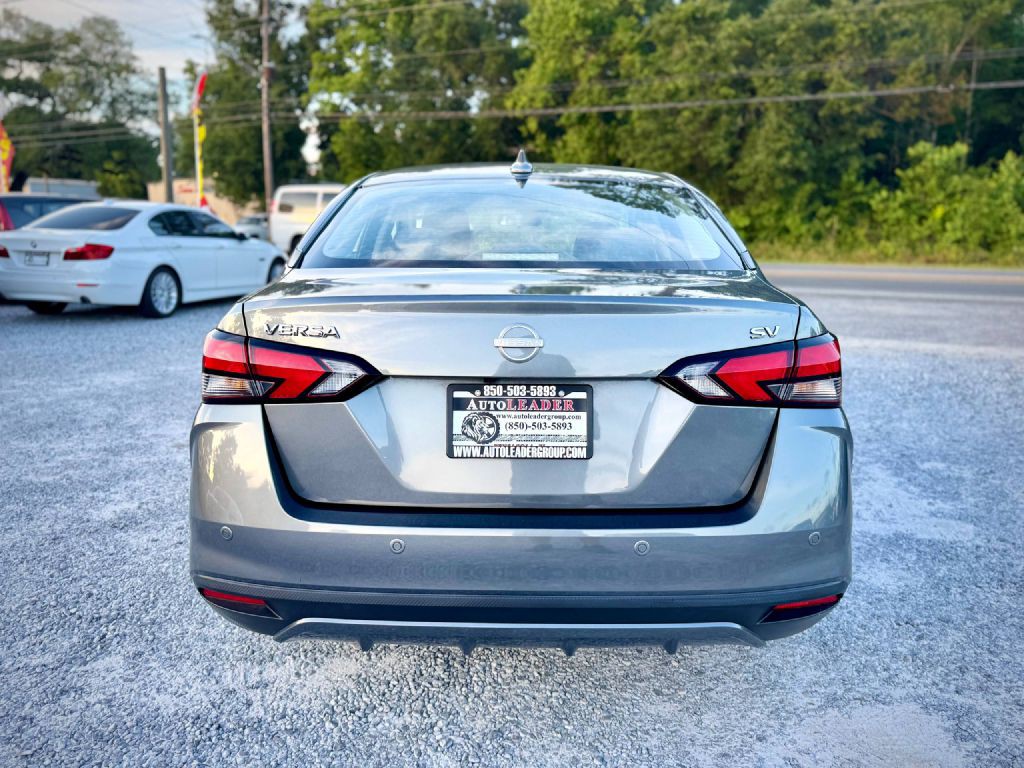 2024 Nissan Versa Image 3
