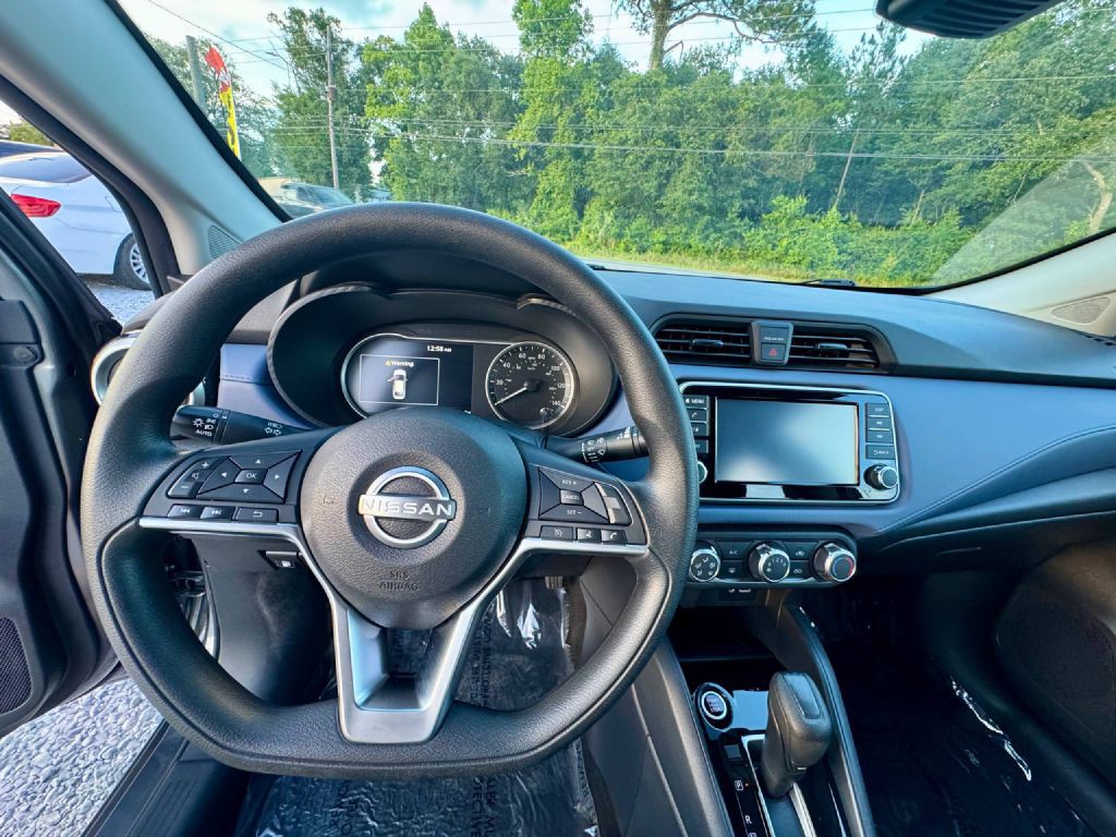 2024 Nissan Versa Image 15