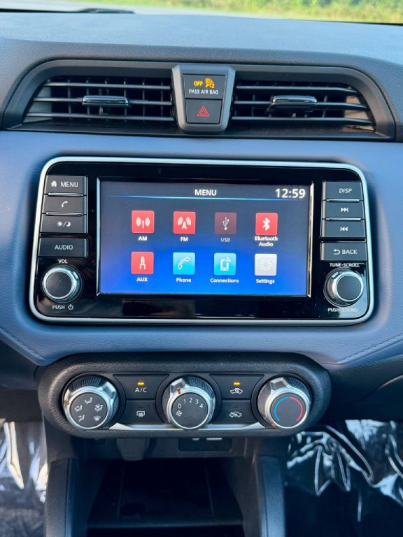 2024 Nissan Versa Image 16