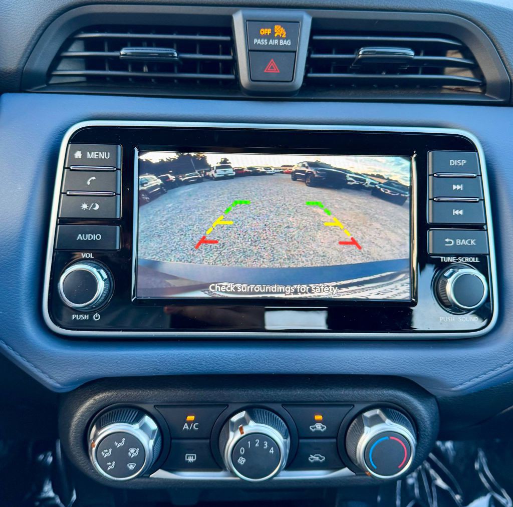 2024 Nissan Versa Image 18