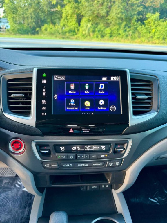 2016 Honda Pilot Image 16