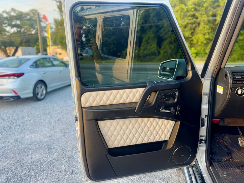 2014 Mercedes-Benz G-Class Image 9
