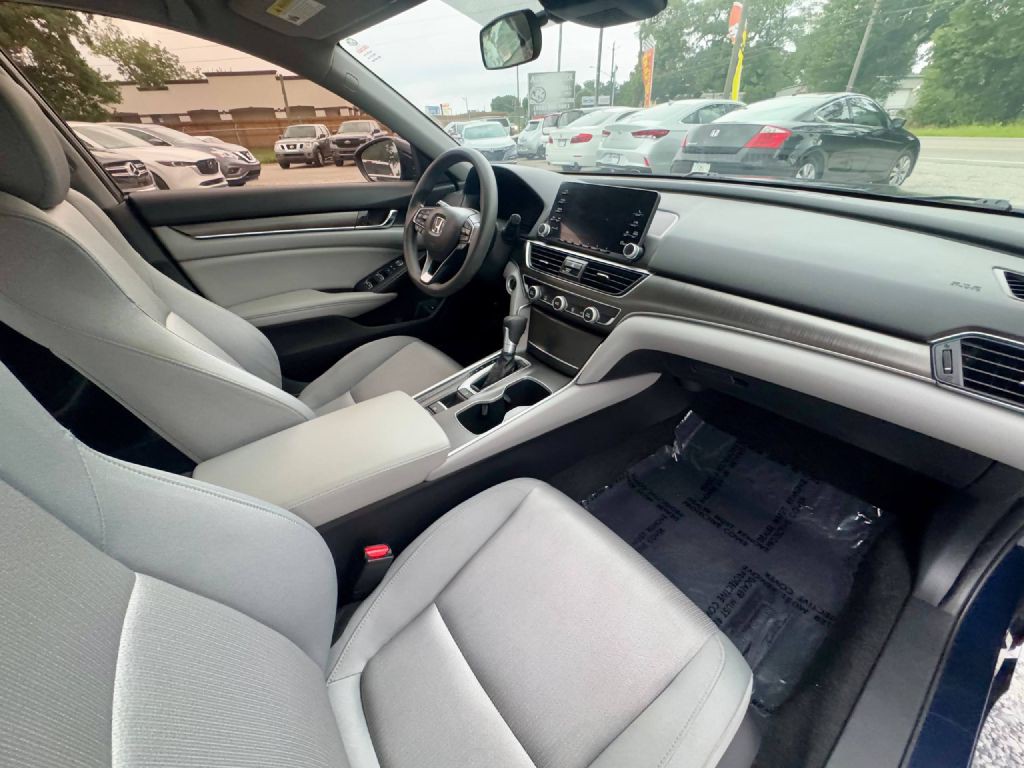 2020 Honda Accord Image 13