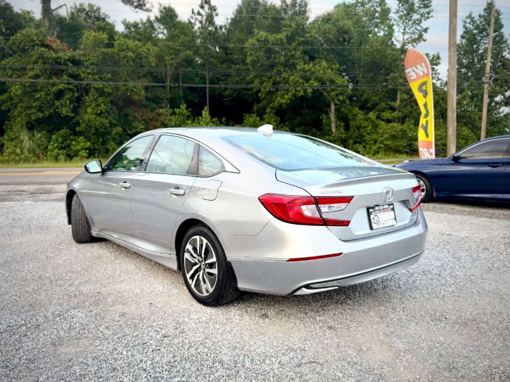 2019 Honda Accord Image 2