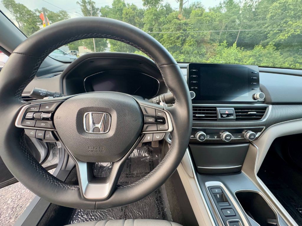 2019 Honda Accord Image 15