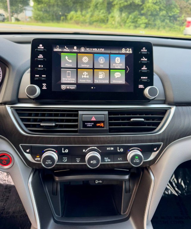 2019 Honda Accord Image 17